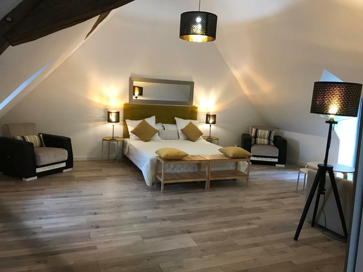 מלון Le Logis De Chaumont מראה חיצוני תמונה