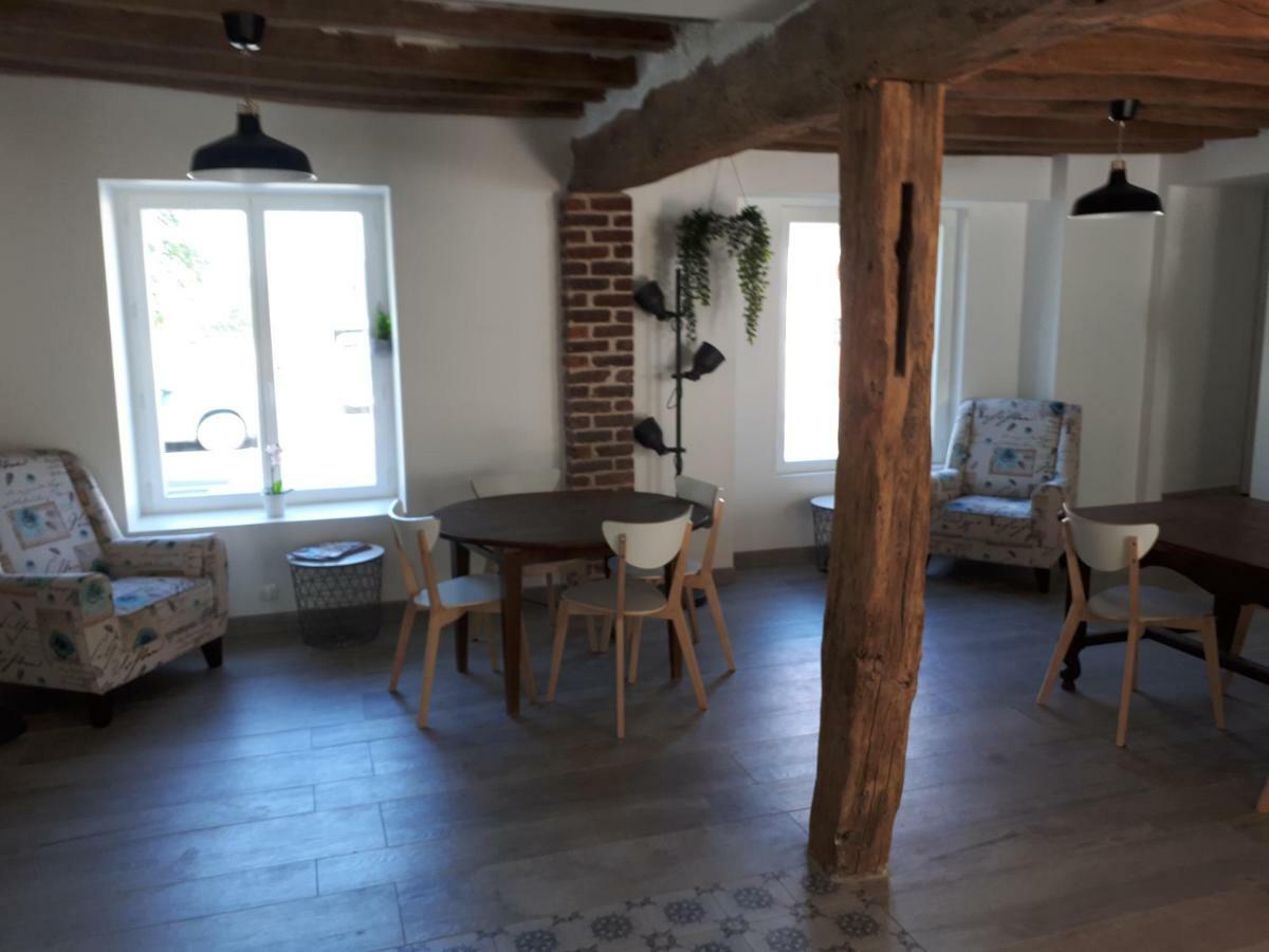 מלון Le Logis De Chaumont מראה חיצוני תמונה